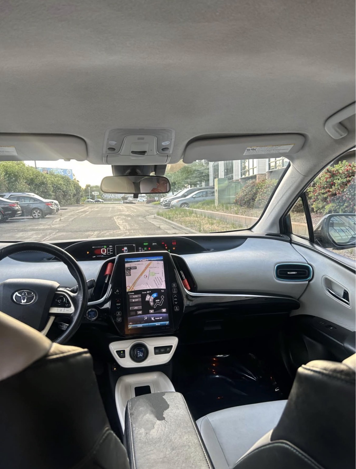 2017 Toyota Prius photo 8