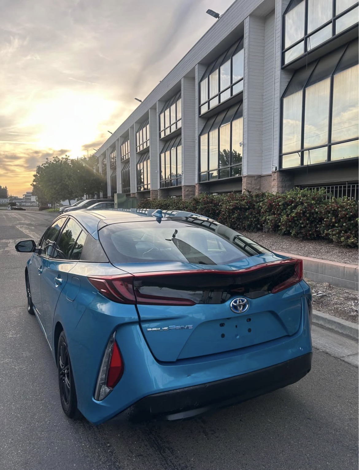 2017 Toyota Prius photo 3